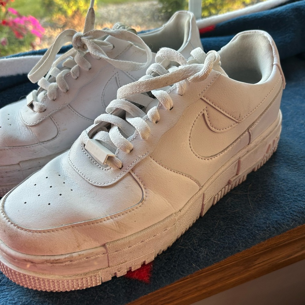 Nike White Leather Sneakers